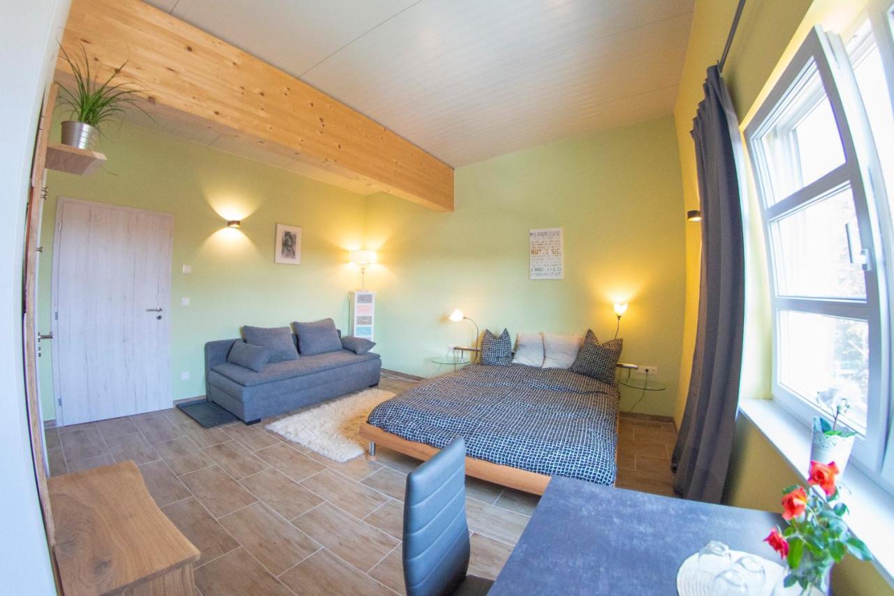 Ranchzimmer Am Hippo-Campus Reit- Und Therapiezentrum Deutsch Haslau Экстерьер фото